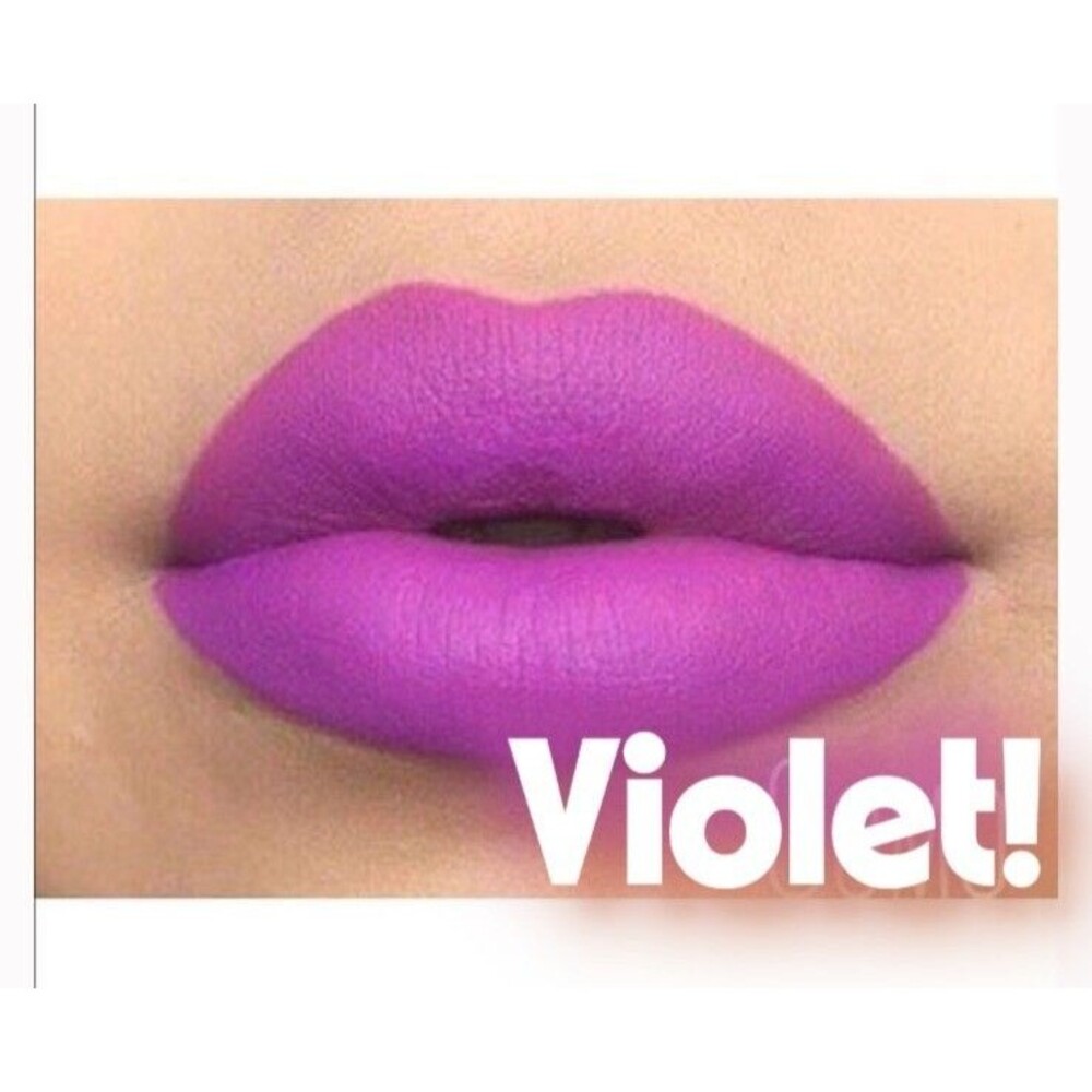 Revlon ColorStay Ultimate Liquid Lipstick/008 Vigorous Violet 0.1 factory sealed